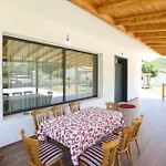 Apartament Micaj