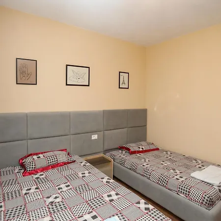 Appartement Micaj Himarë