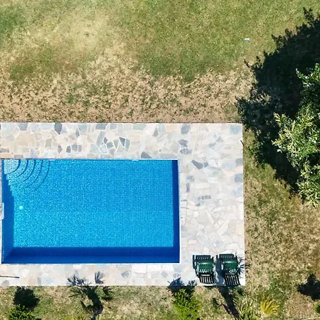 Micaj Apartment Himare