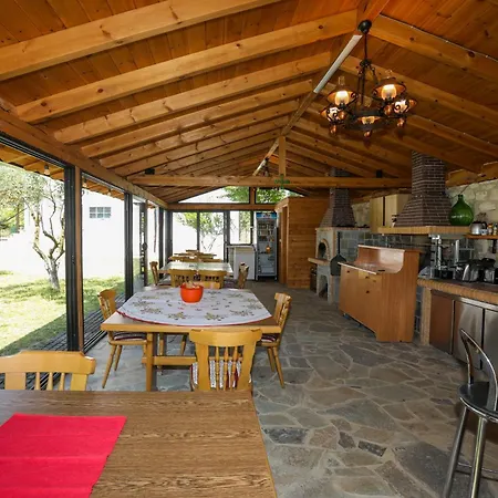 Appartement Micaj Himarë